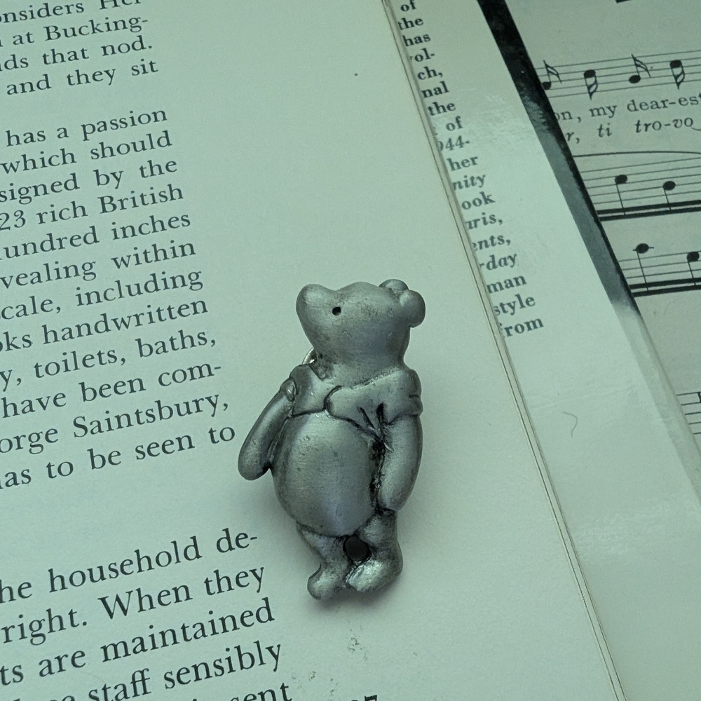 winnie The Pooh Disney Silver Bear Pin - Picture 2 of 7